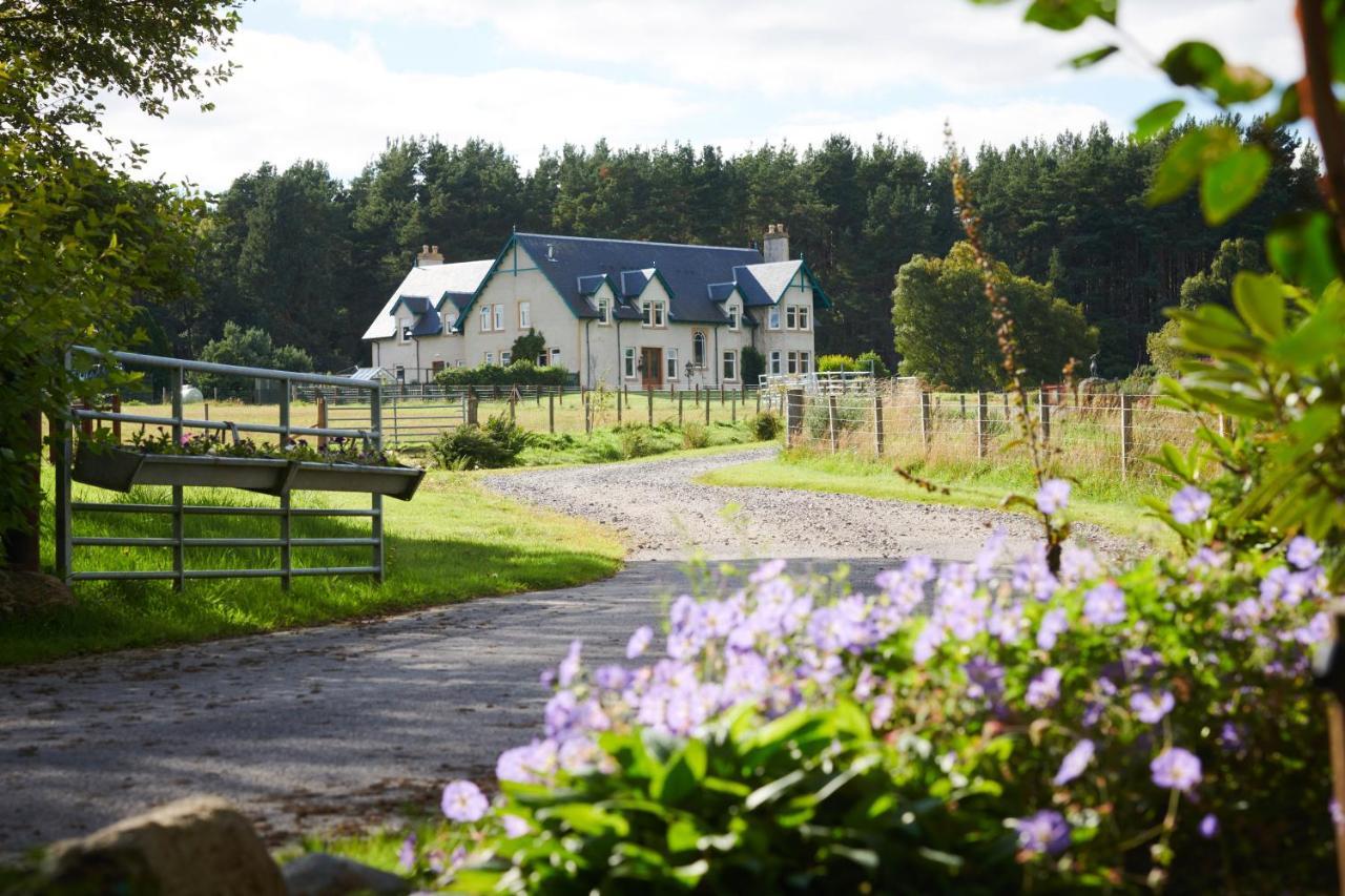 Daviot Lodge Exterior foto